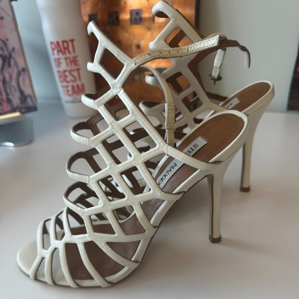 Steve Madden White Sandal Pumps